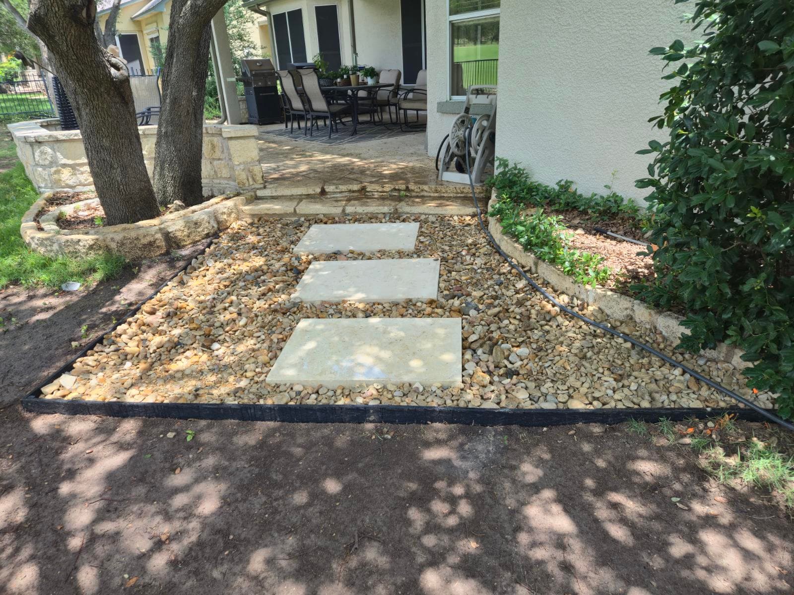 Georgetown Lawn Oasis with Limestone & Sod image