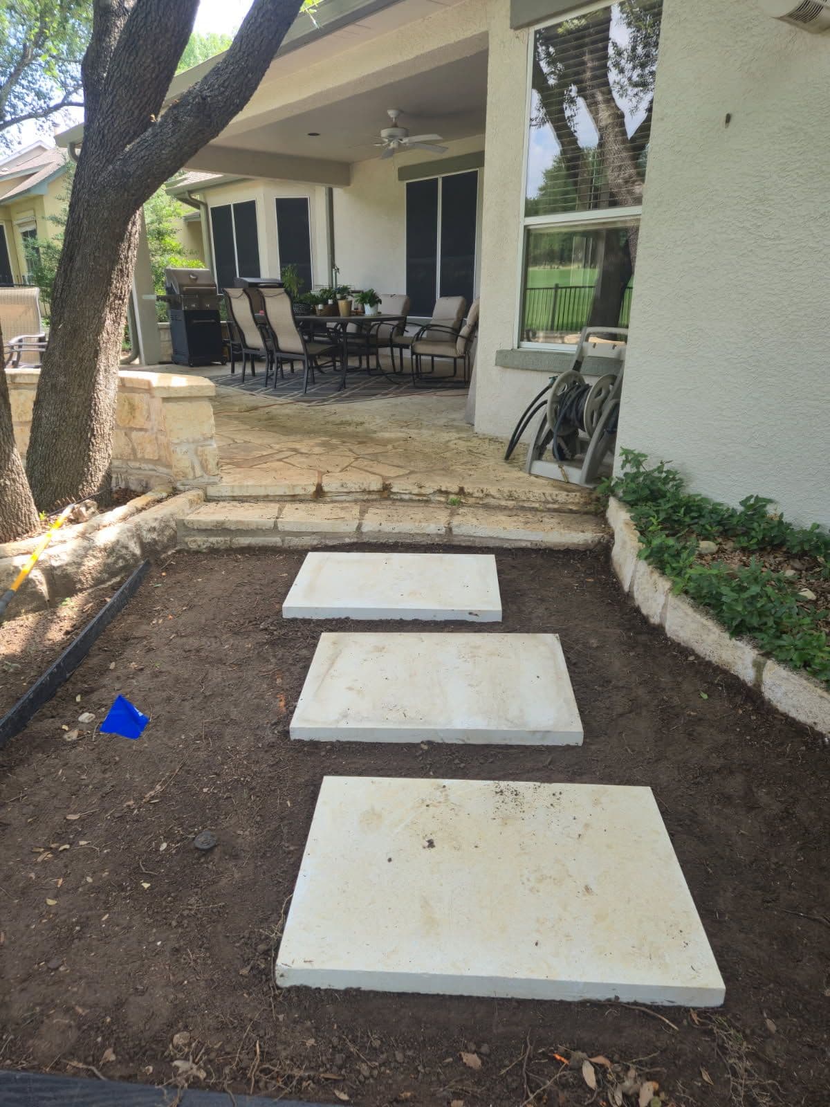 Gallery photos for Georgetown Lawn Oasis with Limestone & Sod: Image #1